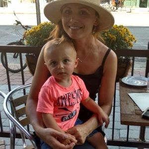 Meet your Posher, Anna